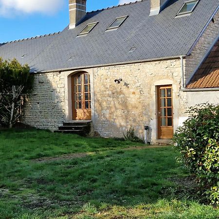 Gite Les Frenes Avec Pre Dans Joli Hameau Vermenton Exterior photo